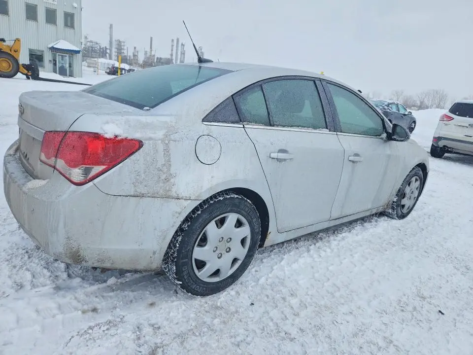 2011 CHEVROLET CRUZE LS  