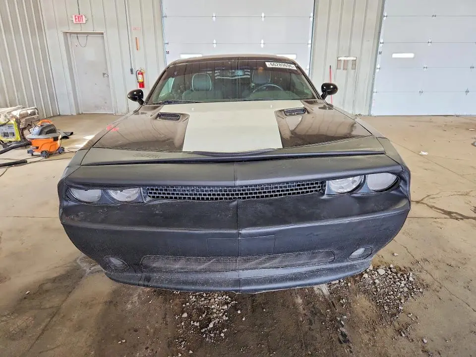 2012 DODGE CHALLENGER SXT  