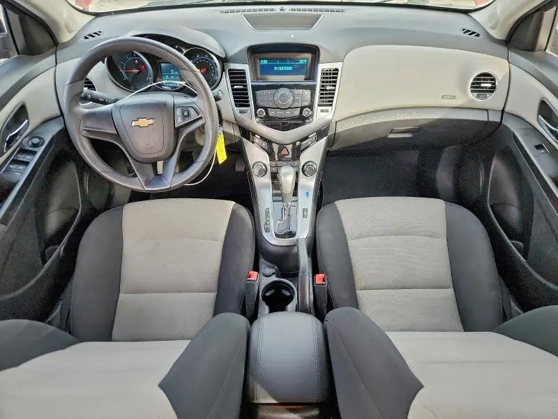 2012 CHEVROLET CRUZE LS  