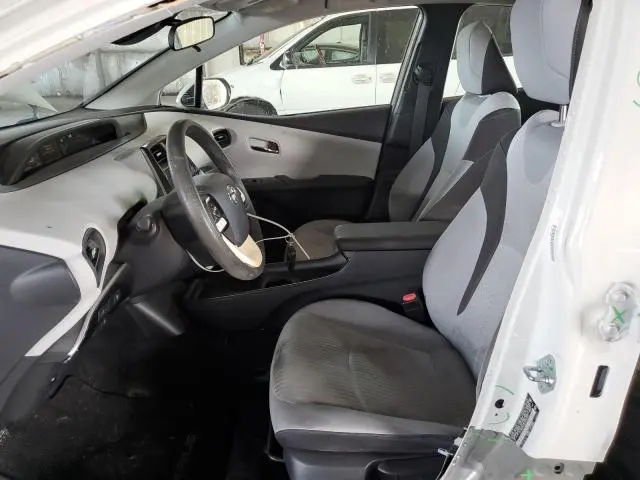 2017 TOYOTA PRIUS   