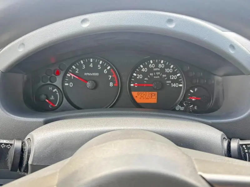 2011 NISSAN FRONTIER S  