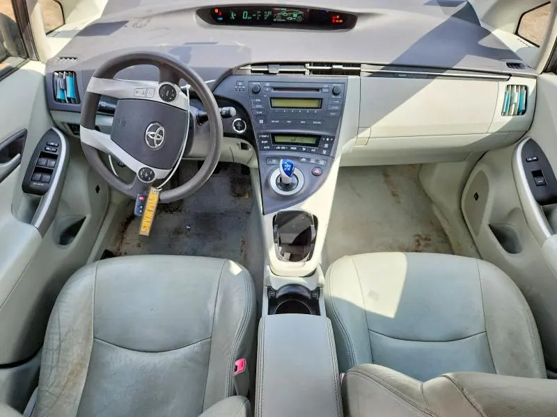 2011 TOYOTA PRIUS THREE  