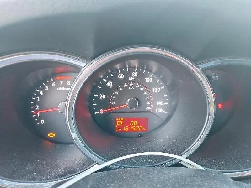 2013 KIA SORENTO LX  