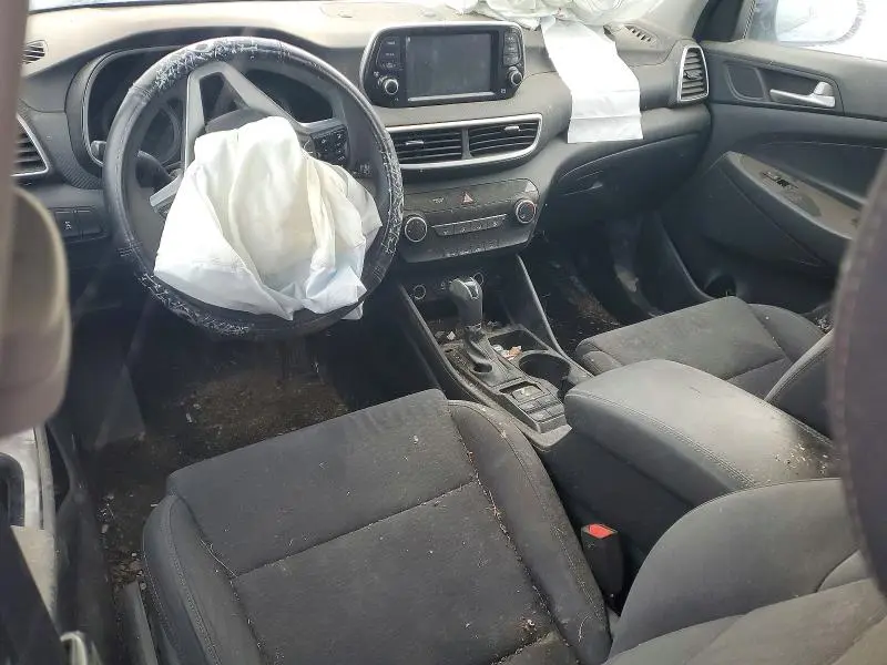 2020 HYUNDAI TUCSON SE  