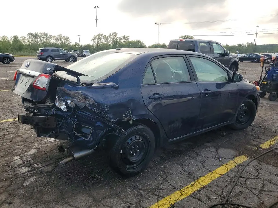2012 TOYOTA COROLLA LE  