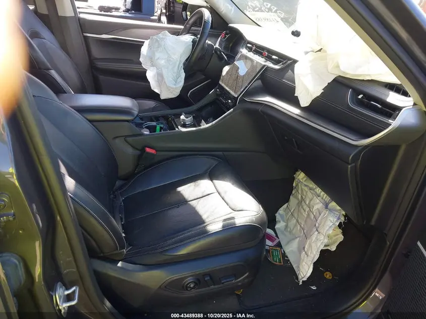 2022 JEEP GRAND CHEROKEE L LIMITED 4X4