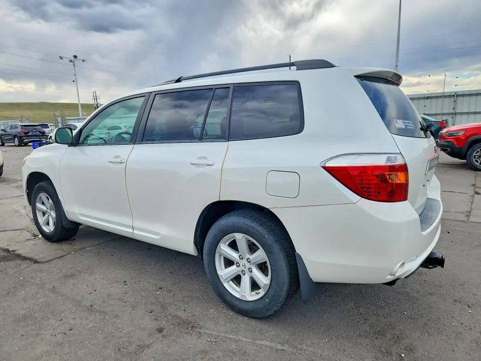 2010 TOYOTA HIGHLANDER SE  