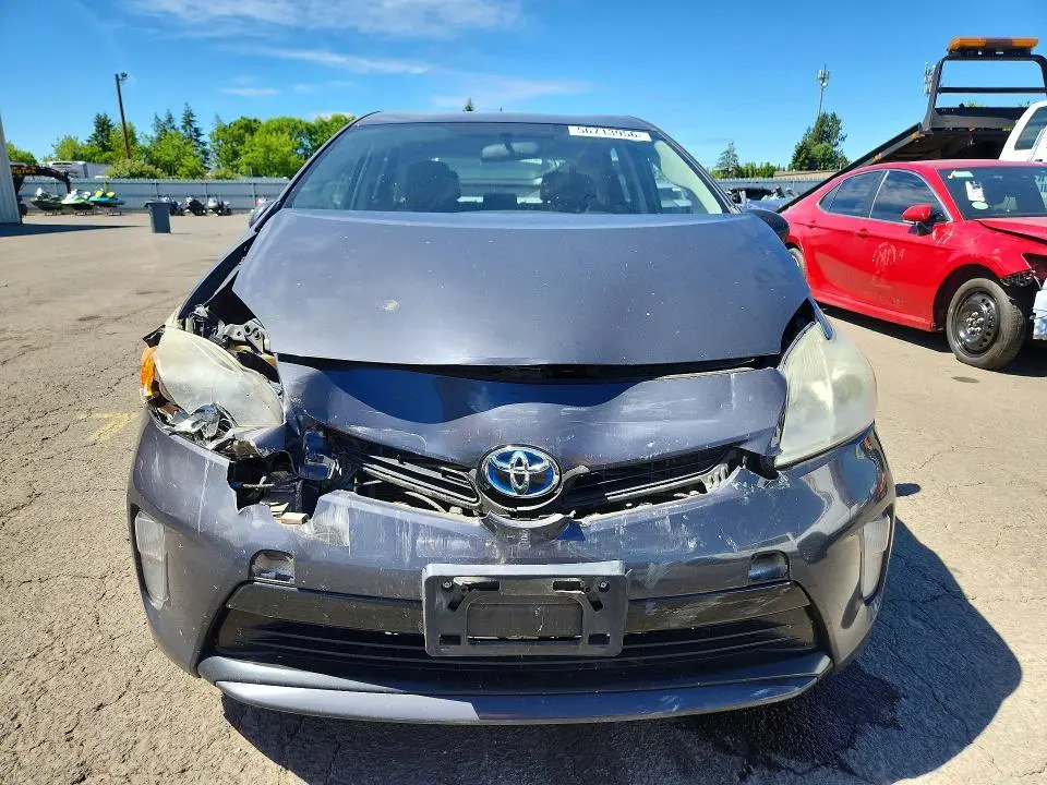 2013 TOYOTA PRIUS TWO  