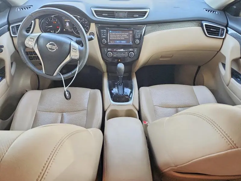 2016 NISSAN ROGUE SL  