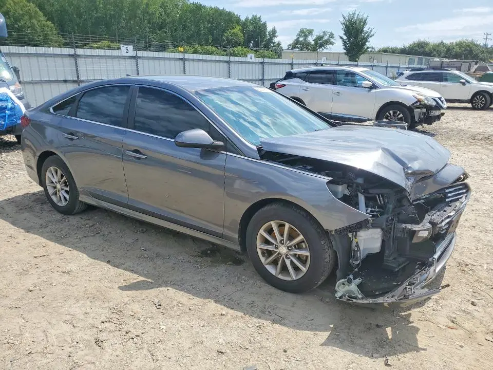 2019 HYUNDAI SONATA SE  