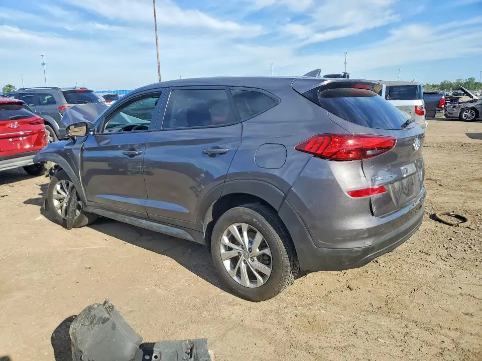 2021 HYUNDAI TUCSON SE  