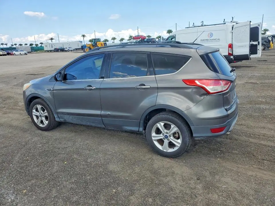 2013 FORD ESCAPE SE  