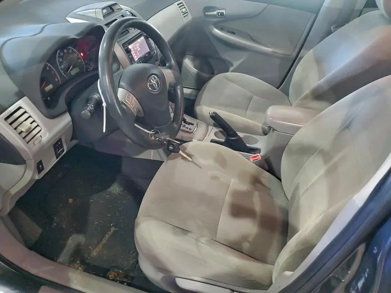 2013 TOYOTA COROLLA BASE  