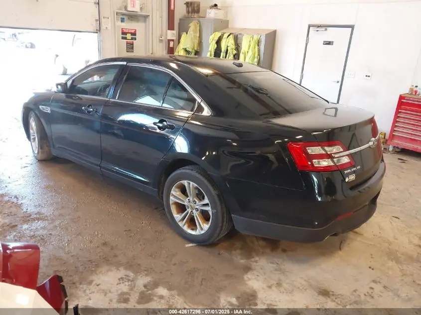 2018 FORD TAURUS SEL