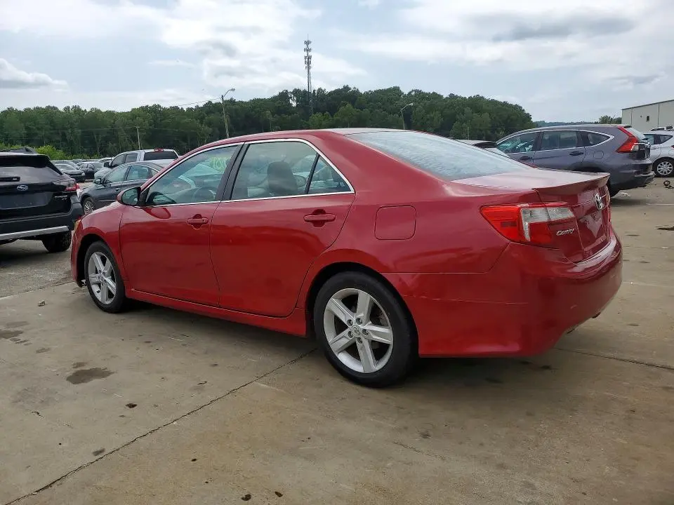 2013 TOYOTA CAMRY SE  