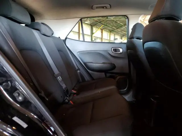 2022 HYUNDAI VENUE SE  