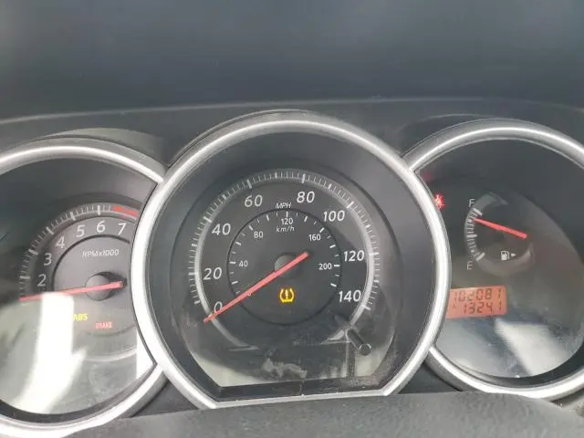 2011 NISSAN VERSA S  