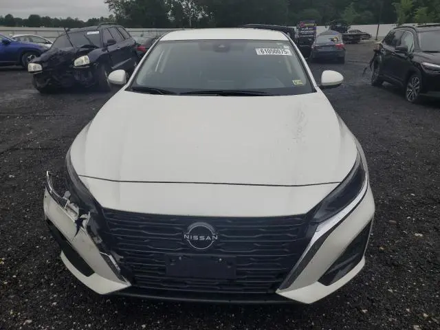 2023 NISSAN ALTIMA SV  