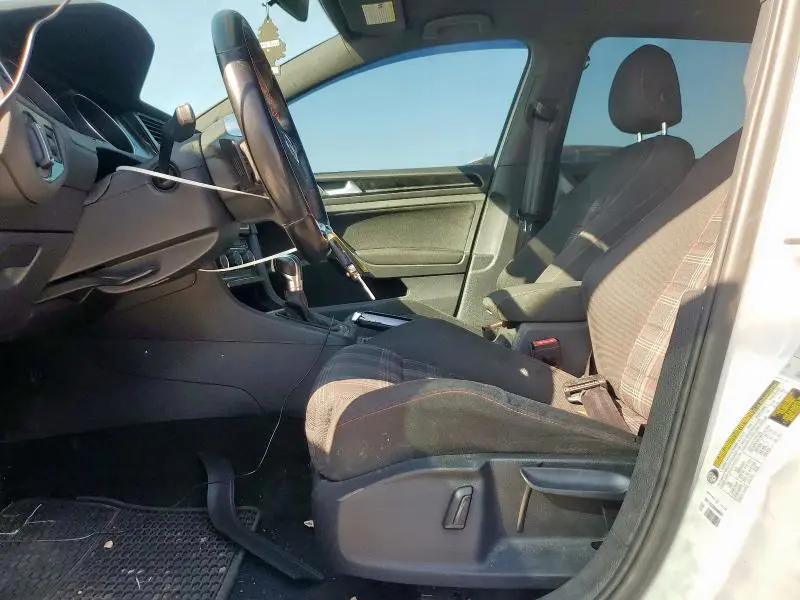 2017 VOLKSWAGEN GTI S