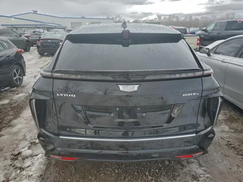 2024 CADILLAC LYRIQ LUXURY  