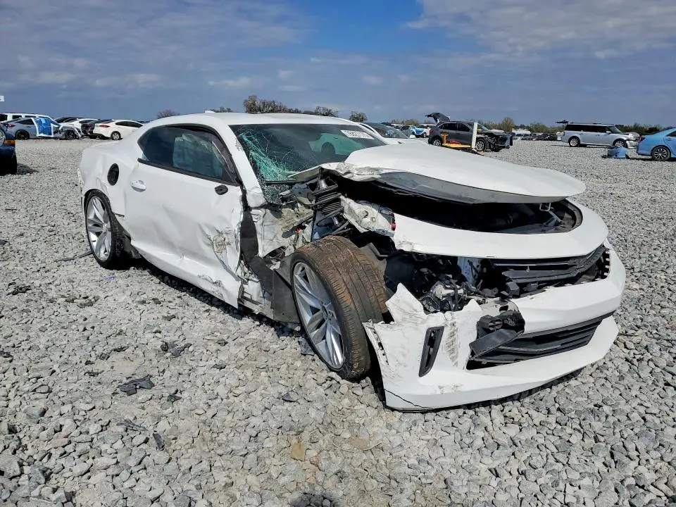 2018 CHEVROLET CAMARO LT  
