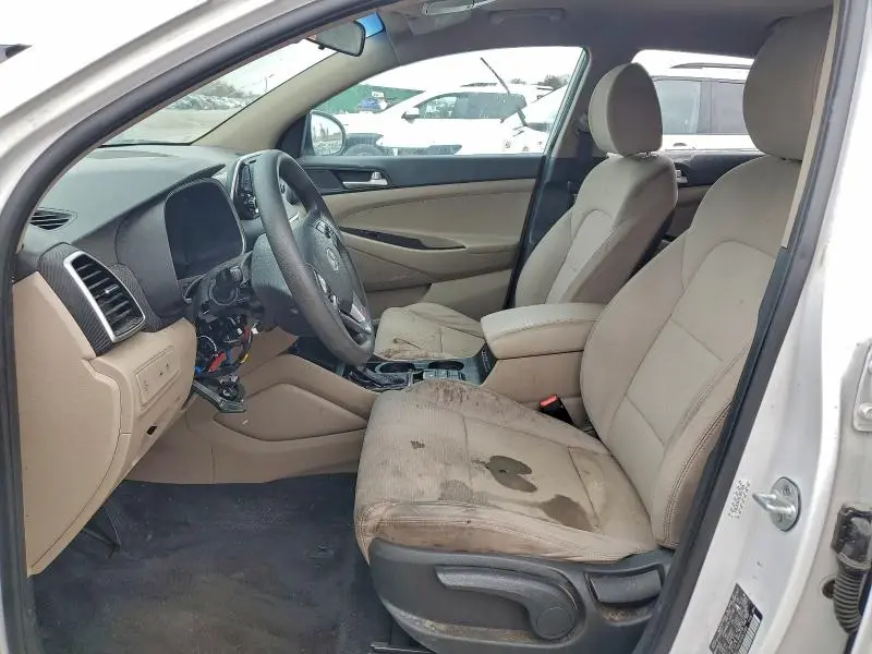 2019 HYUNDAI TUCSON SE  