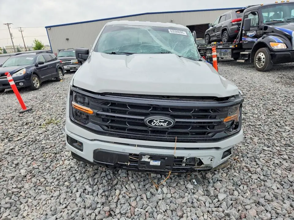 2024 FORD F150 XLT  