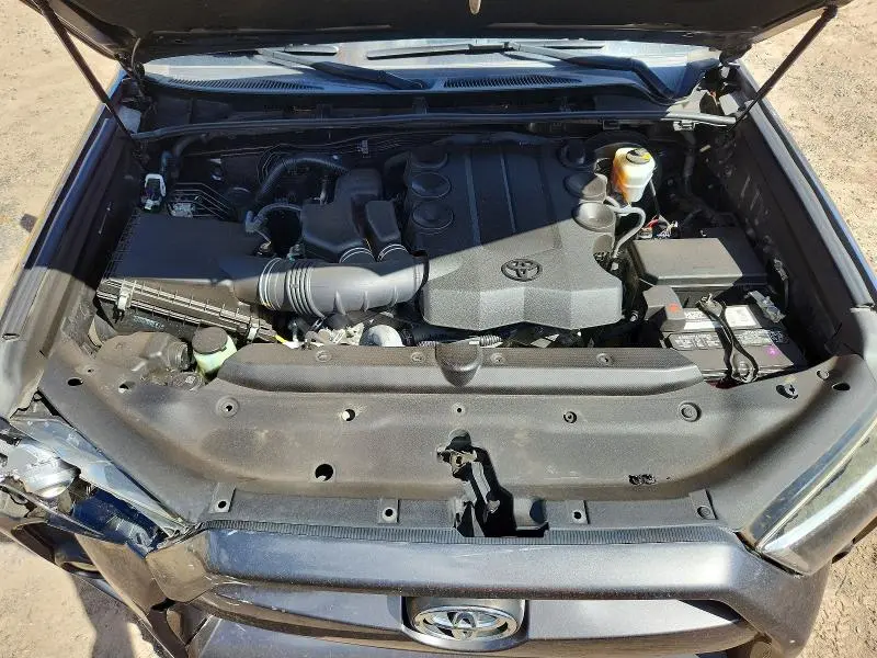 2016 TOYOTA 4RUNNER SR5  