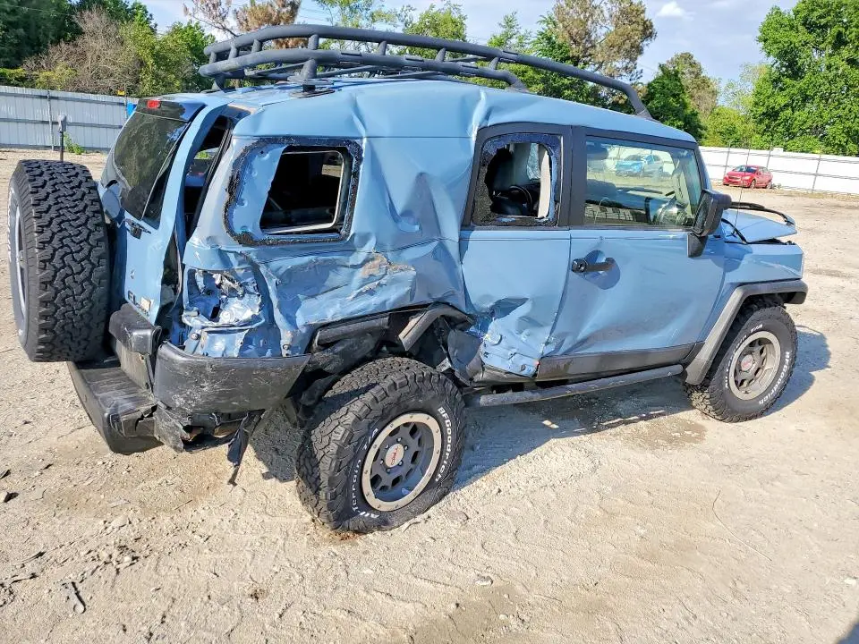 2014 TOYOTA FJ CRUISER BASE  