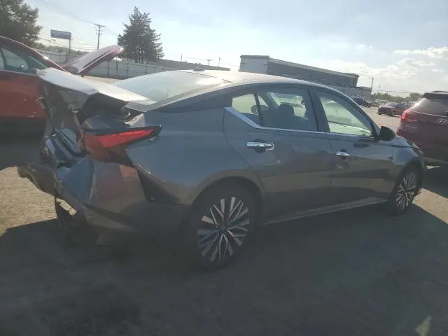 2024 NISSAN ALTIMA SV