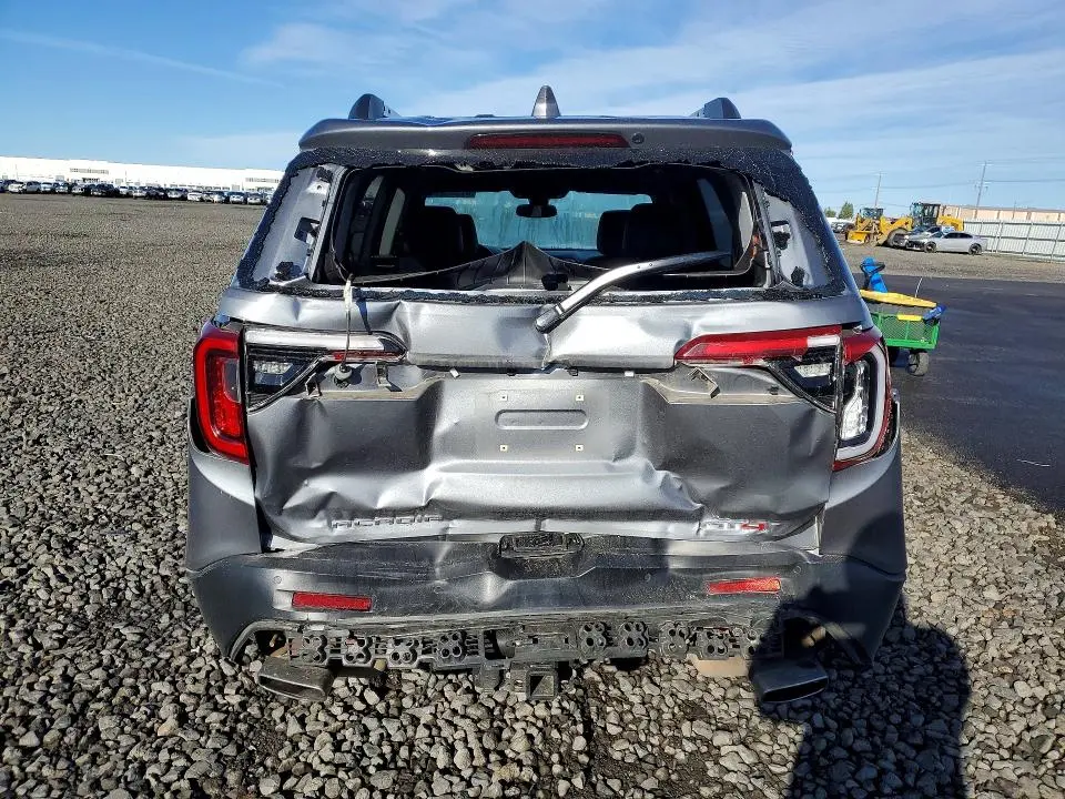 2021 GMC ACADIA AT4  