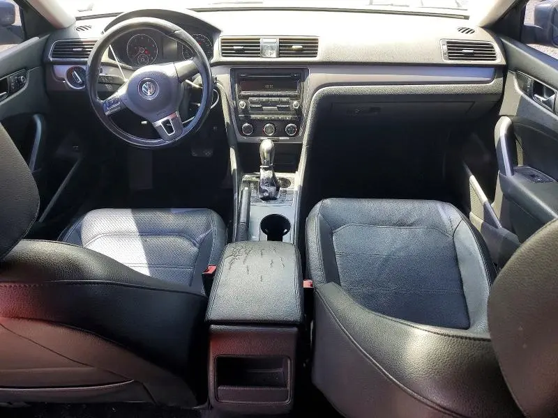 2014 VOLKSWAGEN PASSAT S  