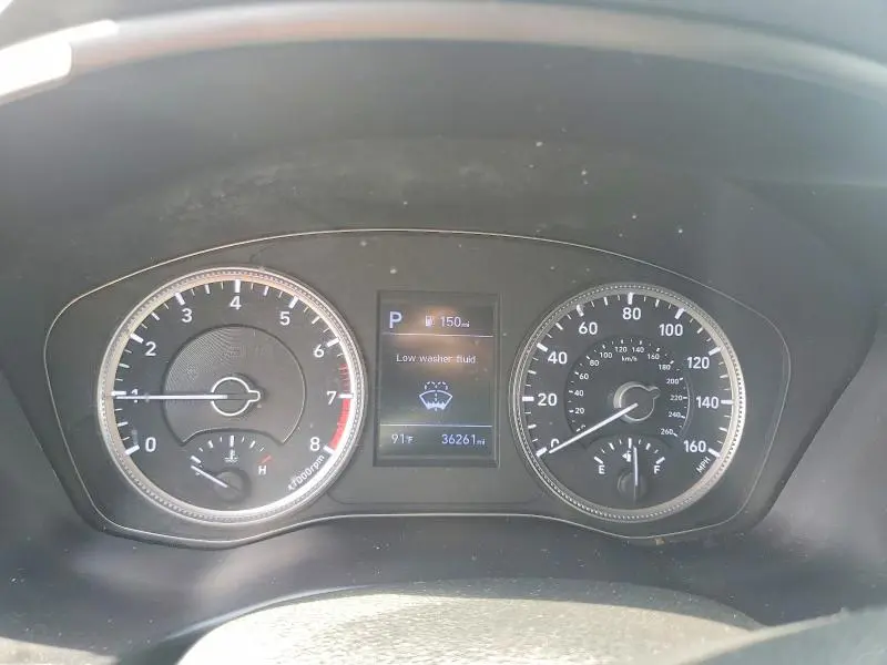 2020 HYUNDAI SANTA FE SE  