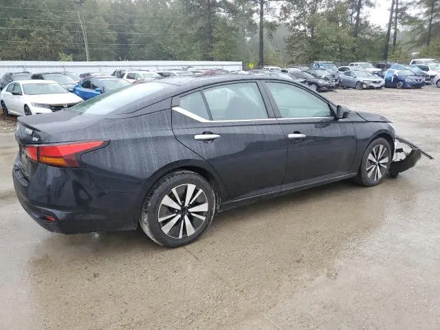 2022 NISSAN ALTIMA SV  