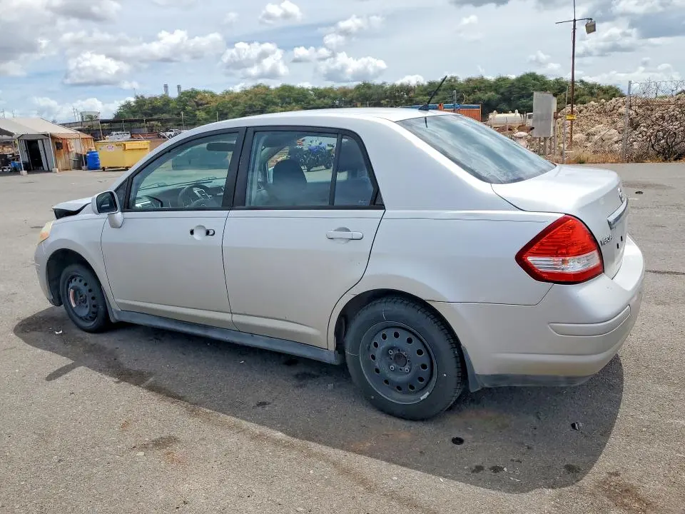 2010 NISSAN VERSA 1.8 S  