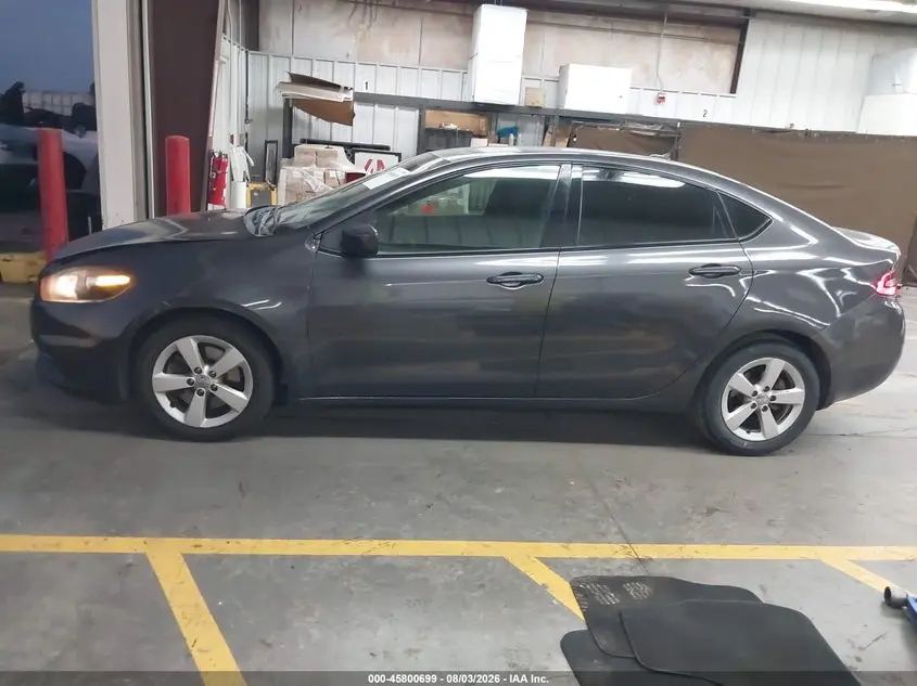 2015 DODGE DART SXT