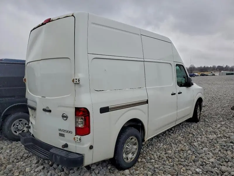 2013 NISSAN NV 2500  