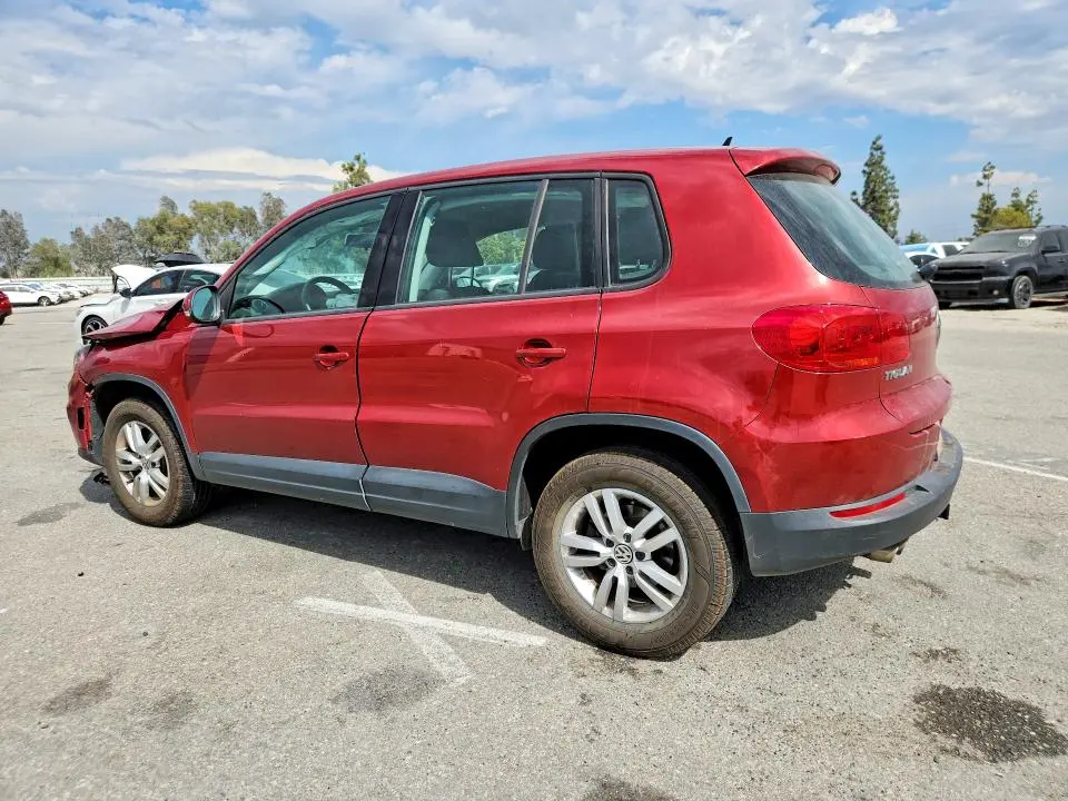 2013 VOLKSWAGEN TIGUAN S  