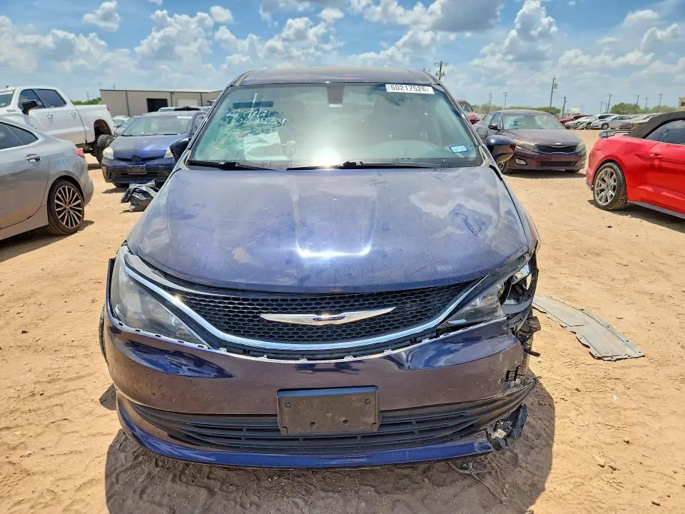 2020 CHRYSLER VOYAGER LX  