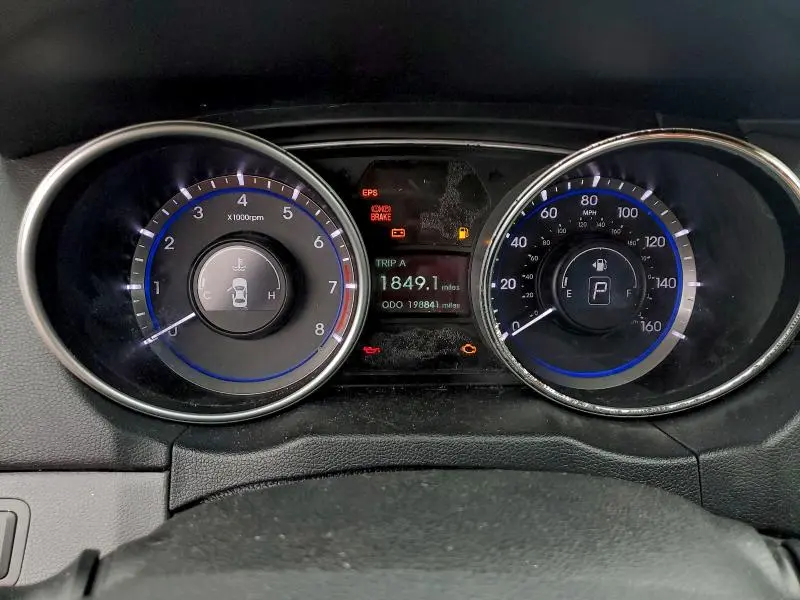 2011 HYUNDAI SONATA GLS  