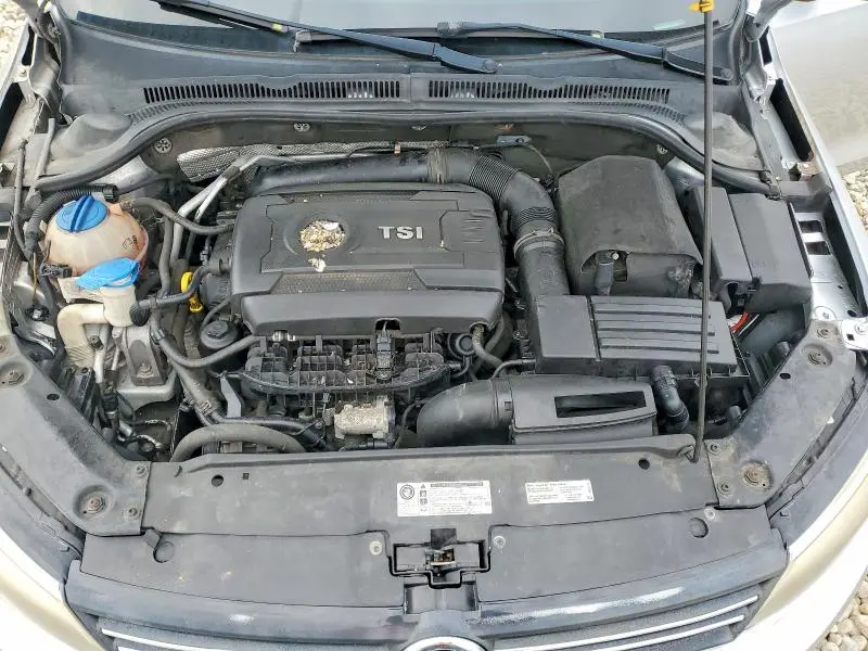 2014 VOLKSWAGEN JETTA SE  