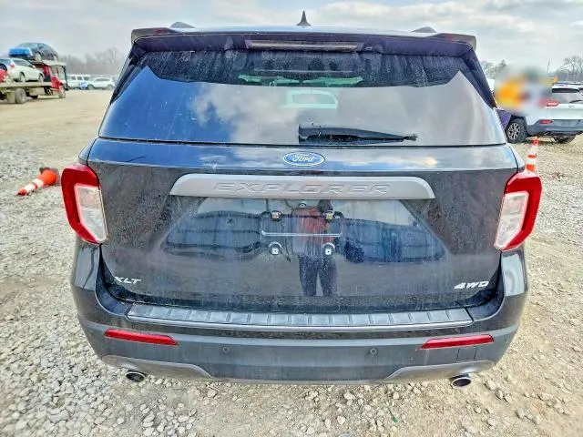 2021 FORD EXPLORER XLT  