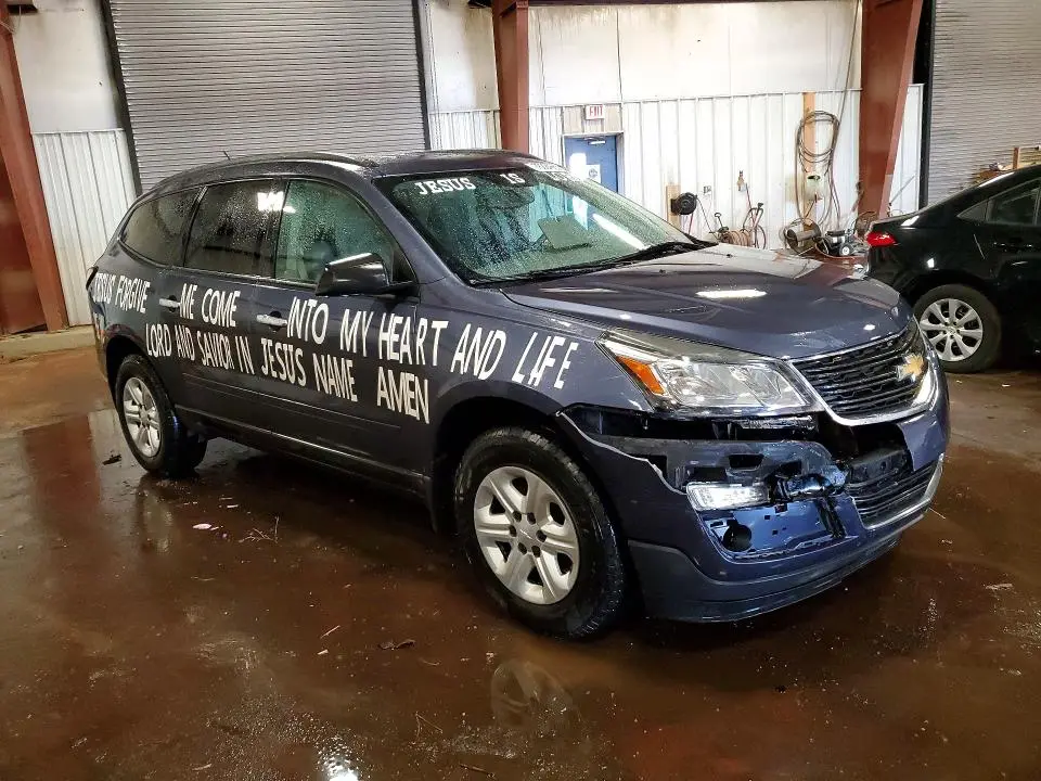 2014 CHEVROLET TRAVERSE LS  