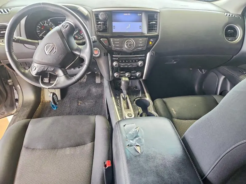 2018 NISSAN PATHFINDER SV  