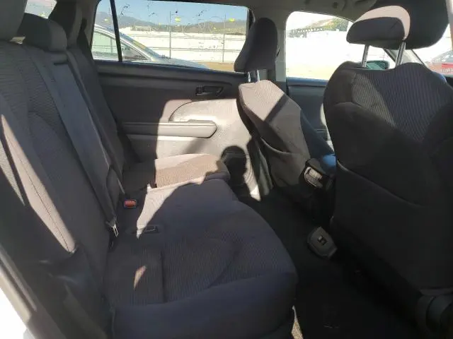 2022 TOYOTA HIGHLANDER L  