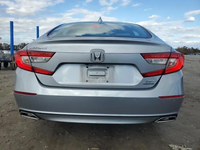 2019 HONDA ACCORD TOURING  