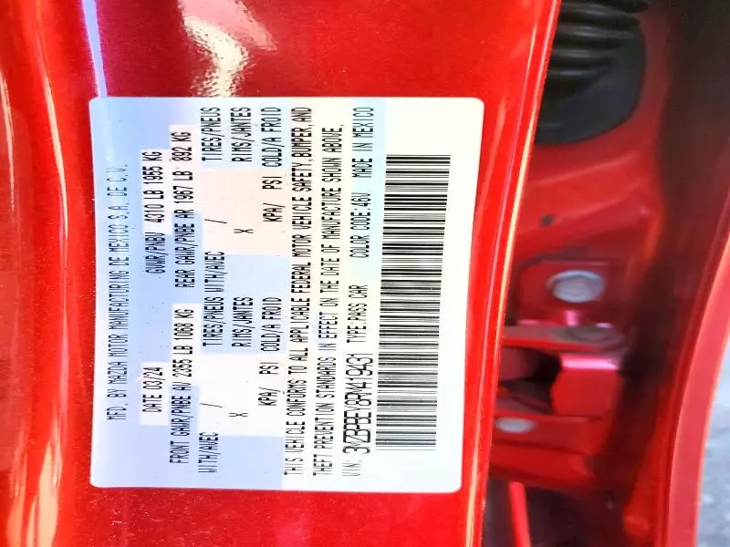 2024 MAZDA 3 PREMIUM PLUS  