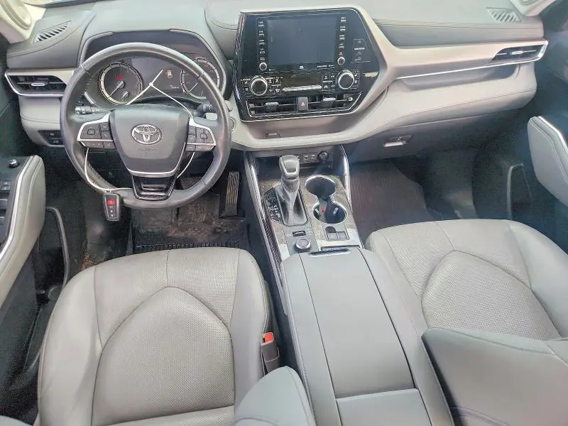 2022 TOYOTA HIGHLANDER LIMITED  