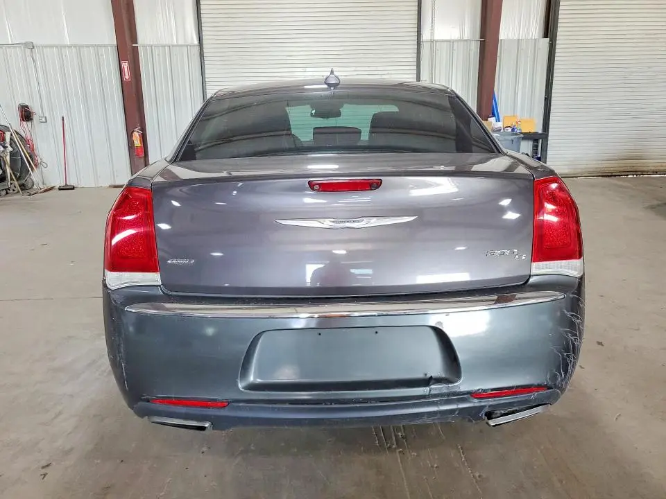 2016 CHRYSLER 300C   