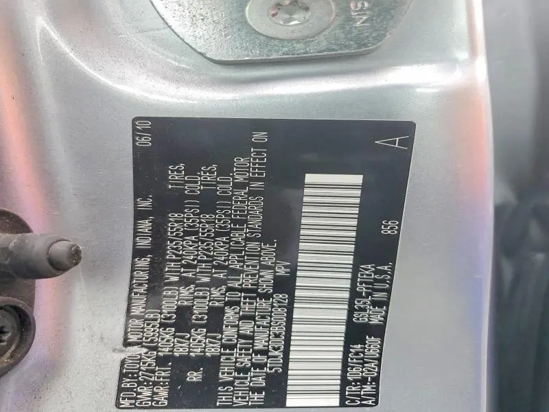 2011 TOYOTA SIENNA LE  